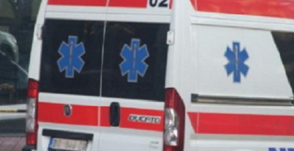 Putnik preminuo u toku leta iz Njujorka za Beograd