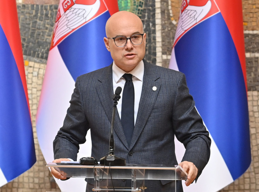 Србија не може бити имуна на оно што се дешава Српској