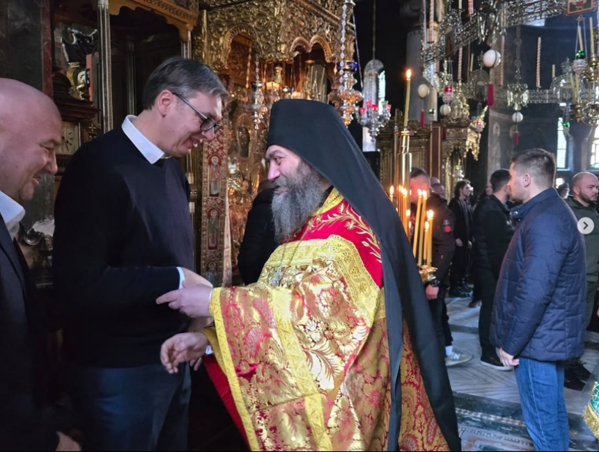 Вучић стигао на Хиландар: Хвала дивним монасима и искушеницима што чувају Хиландар