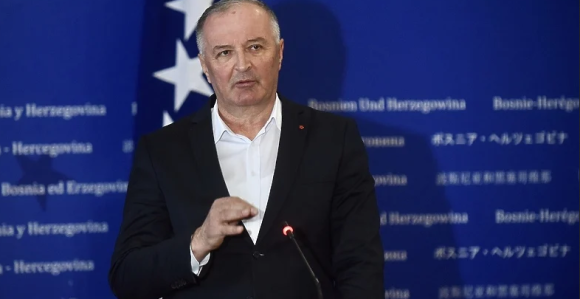 Хелез забранио прелет војног авиона или хеликоптера из СРБ