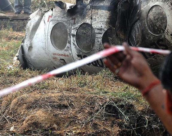 Srušio se mali avion u Australiji, troje poginulo