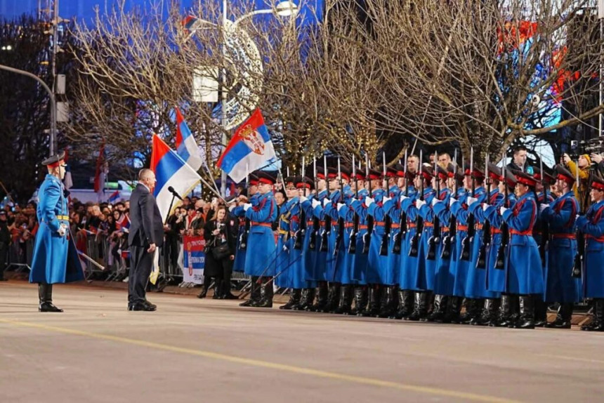 Proslava Dana Republike prošla u žalopojkama vlasti da je njima teže nego narodu