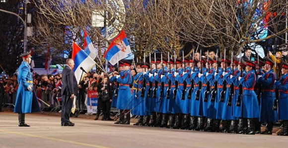 Proslava Dana Republike prošla u žalopojkama vlasti da je njima teže nego narodu