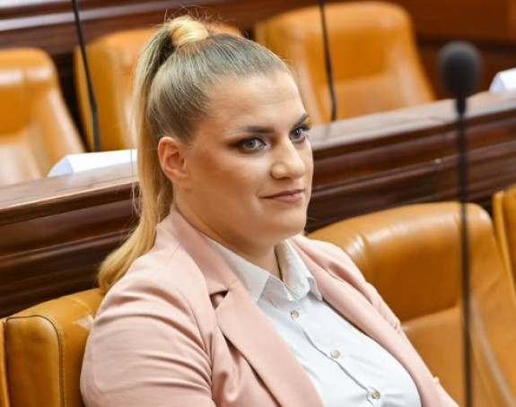 Dijana Ješić je preletač, sreća što se nju ništa ne pita