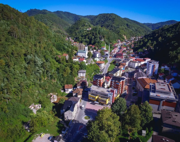 Svađa u koaliciji: "Neće ti sin raditi, dok sam ja u SNSD"