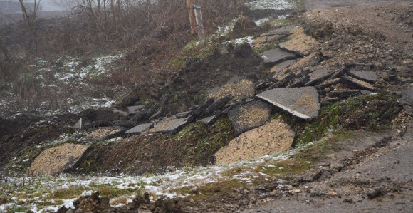 Katastrofa u blizini Maglaja, klizište prijeti kućama
