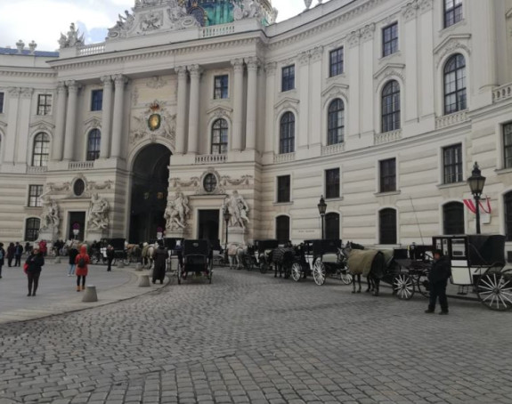 Austrija: Ljudi biraju da li da jedu ili da uključe grijanje
