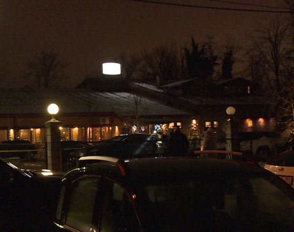 Убиство у ресторану "Стара Ада" у Бањалуци. Обрачун криминалних група повезаних са режимом.