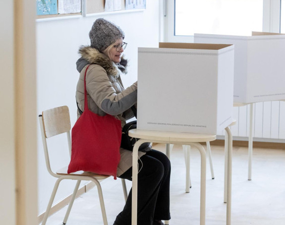 Počelo glasanje u drugom krugu za predsjednika HR