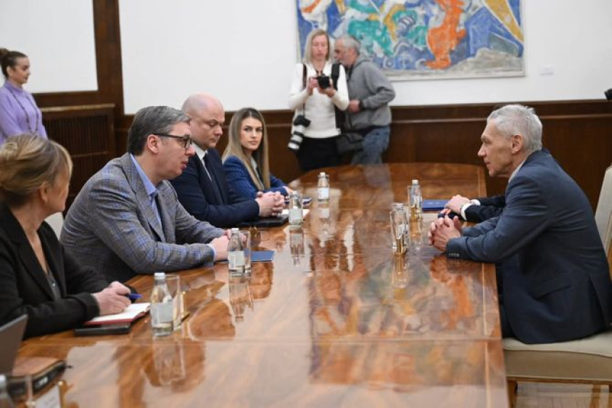 Vučić traži početak konsultacija o NIS-u zbog sankcija SAD