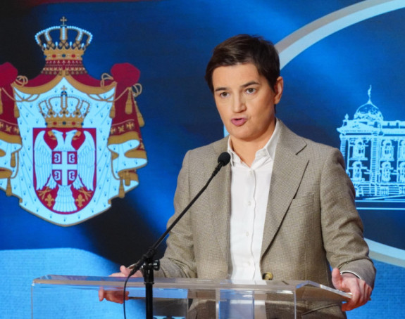 Brnabić podnosi 100 potpisa poslanika za referendum