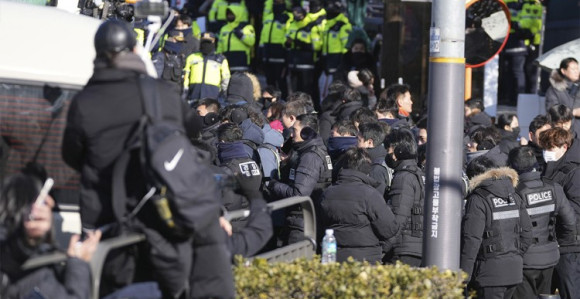 Policija uhapsila predsjednika Južne Koreje  (VIDEO)