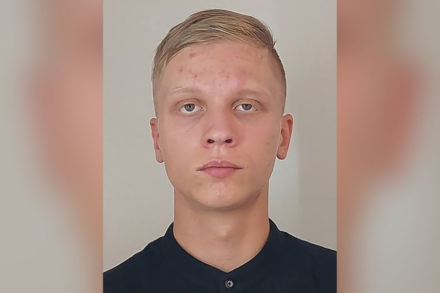 Врхунски ђак убио двоје и ранио неколико особа