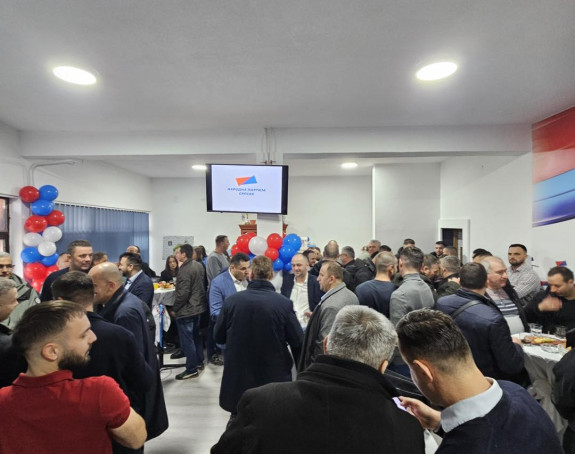 РиТЕ Угљевик стала, радници забринути, а управа слави