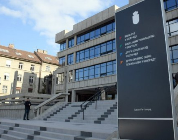 Возач који је ударио дјевојку терети се за покушај убиства