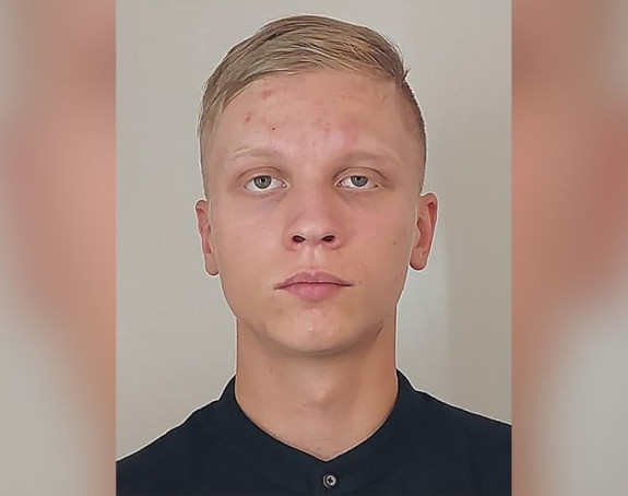 Врхунски ђак убио двоје и ранио неколико особа