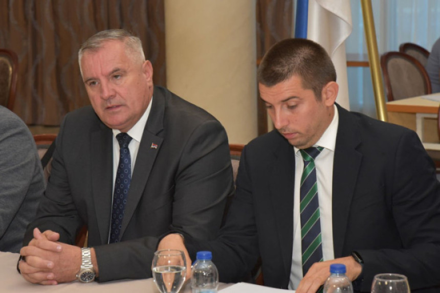 Потврђено: Формиран предмет против Вишковића и Шулића