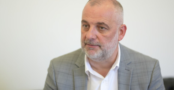 Iz budžeta Srpske nestaju milijarde, a hapse Petrovića