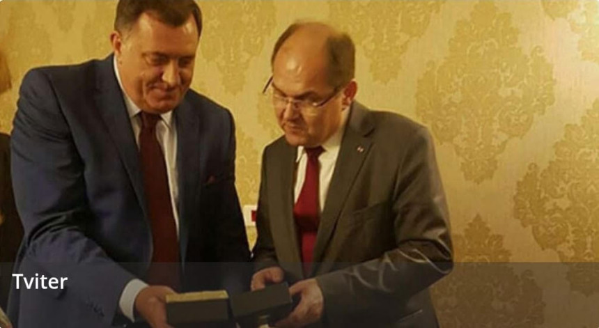 Режим по Шмитовом закону уводи забране градоначелнику Бијељине Љубиши Петровићу!