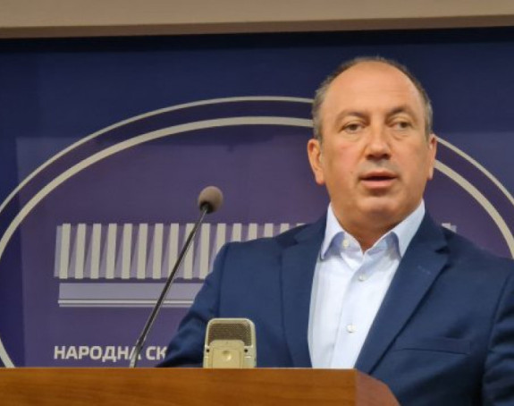 Nema zaokreta: Demokrate i republikanci jedinstveno glasali