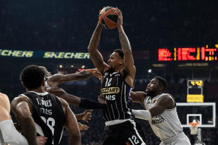 Partizan u prepunoj Areni pobijedio nezgodni Pariz!