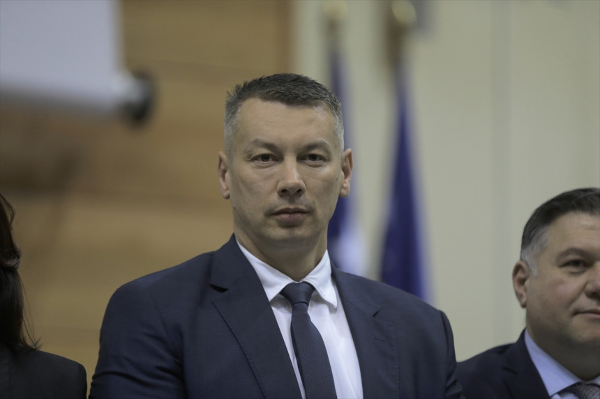 Izglasana smjena uhapšenog ministra bezbjednosti BiH