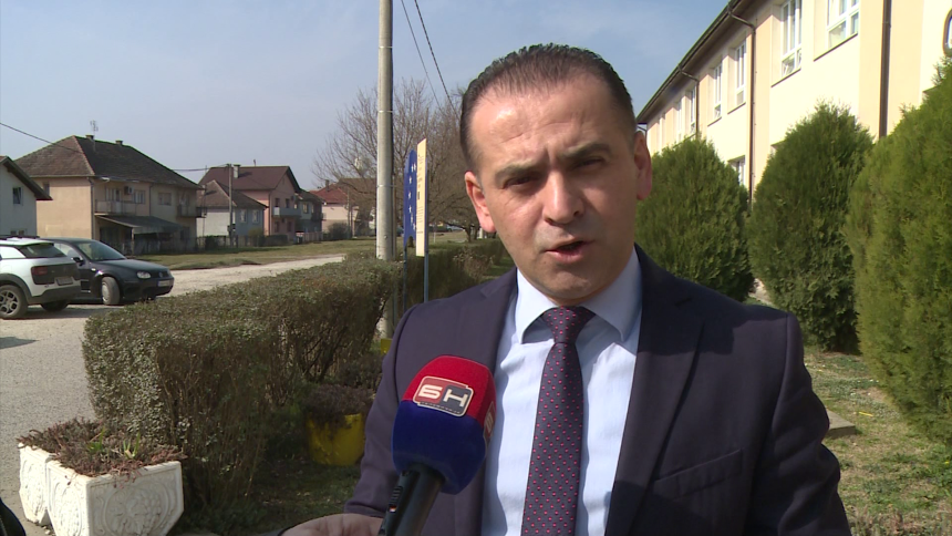 "Dodik ogolio dvoličnu politiku SNSD-a"