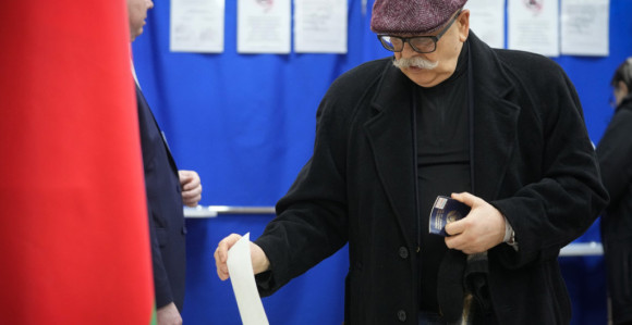 Izlazne ankete: Lukašenko osvojio oko 87% glasova