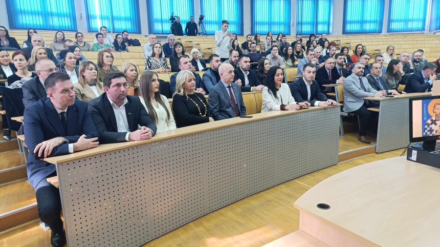 Petrović: Naša djeca neka idu putem svetosavlja
