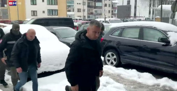 Koju tajnu kriju poruke iz mobitela i šta će biti sa Sky istragom?