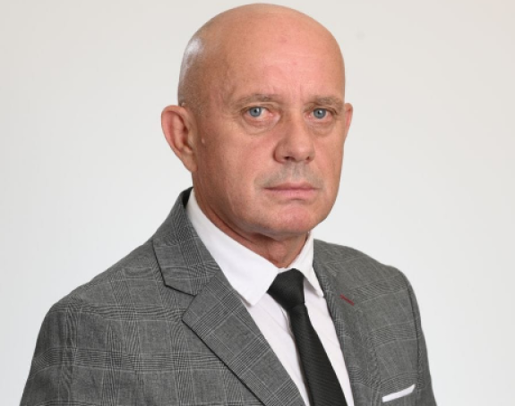 Istražiti kako su se Dodikovi kumovi obogatili?