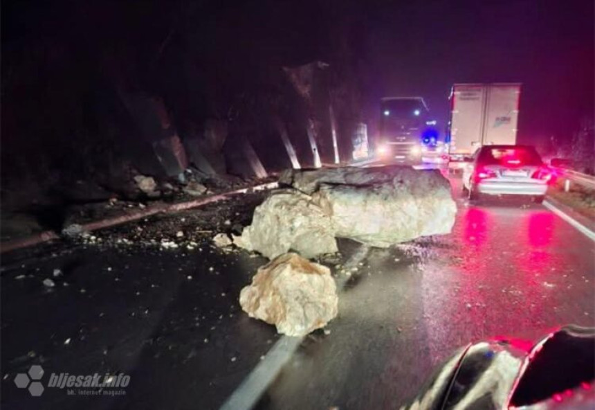Ogromne stijene pale na magistralni put kod Mostara