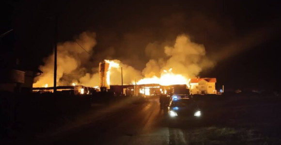 Požar uništio firmu u BiH, ogromna šteta (video)