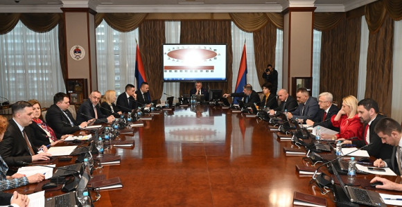 Šta se krije iza najave Vlade da će od Serdarova otkupiti koncesiju?