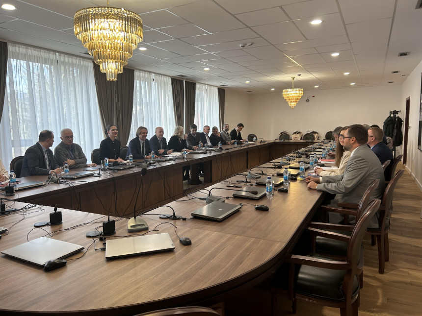 Saradnja dva univerziteta na različitim projektima