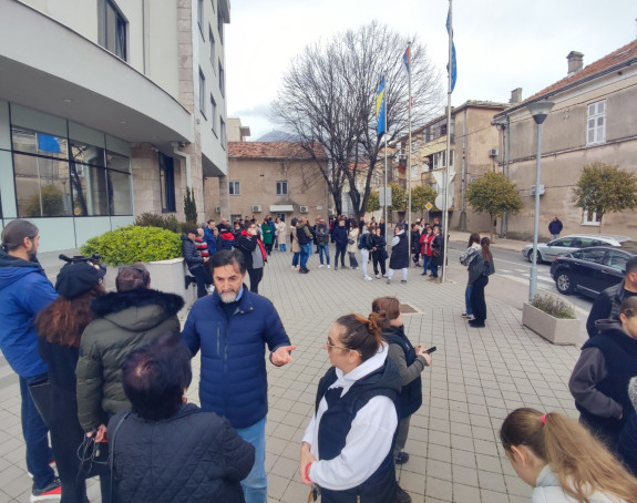Otac pretučenog mladića poziva na protest u Trebinju