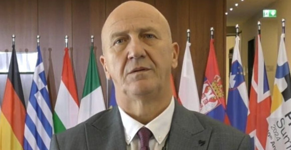 Bošnjak smijenio savjetnike i šefa kabineta Nešića