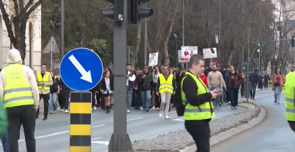 Novosti: Protesti dijela studenata u Srbiji iz drugog ugla