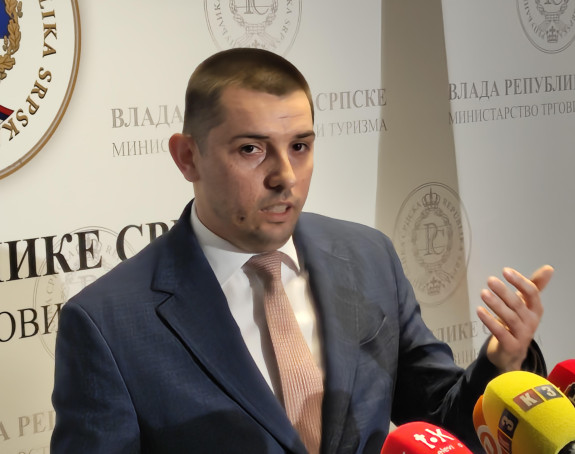 Џаба вам бојкот: Потрошачи набавили већ намирнице
