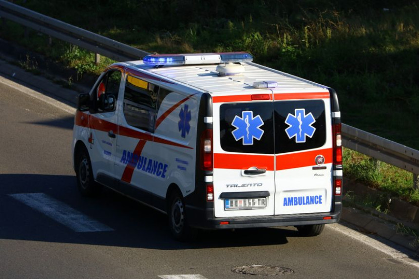 Ženu udarila struja, pronađena mrtva u kupatilu