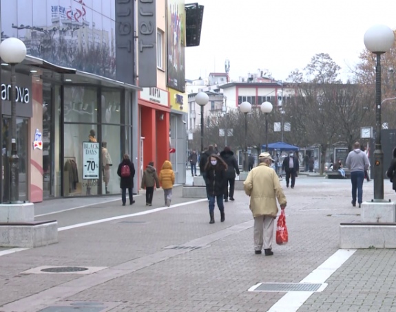 Troškovi života skočili 70 odsto, plate ne prate rast