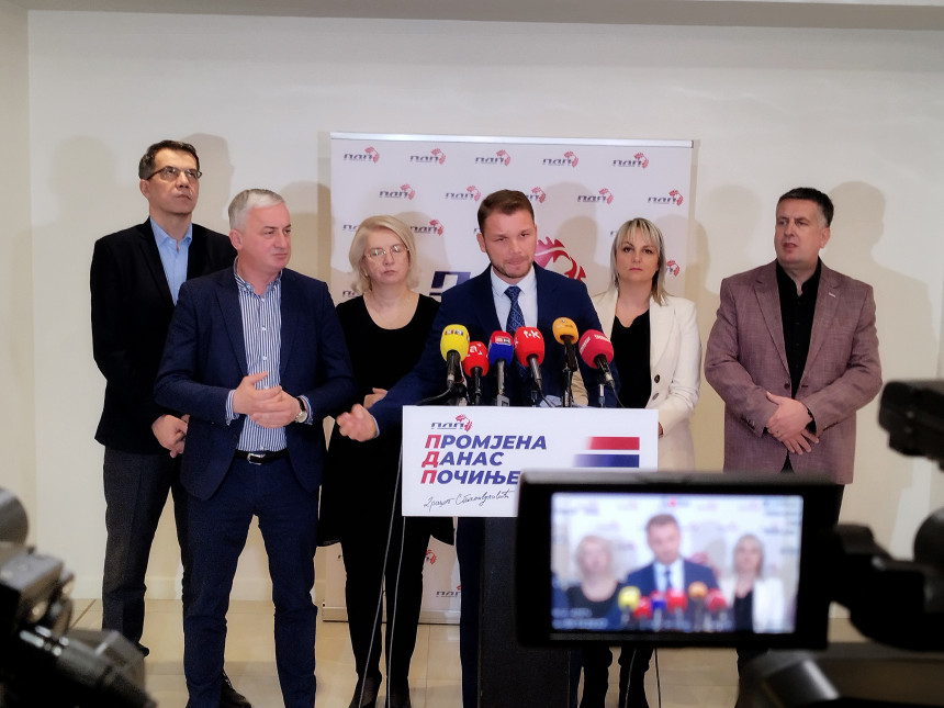 Влада ћути о бројним проблемима, нема рјешења за Шуме, здравство, РиТЕ Угљевик... (ВИДЕО)