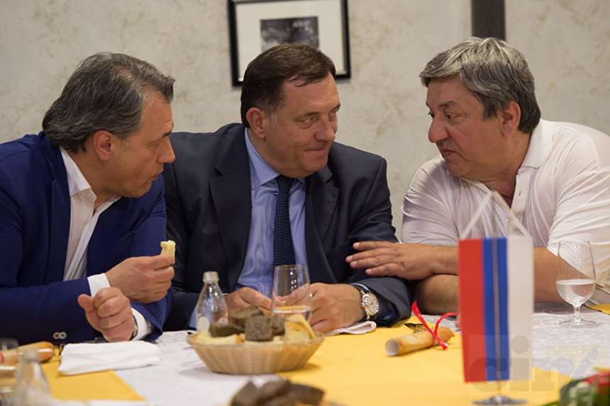 Dodik: Ja sam za male pare spasio RiTE Ugljevik od propasti!