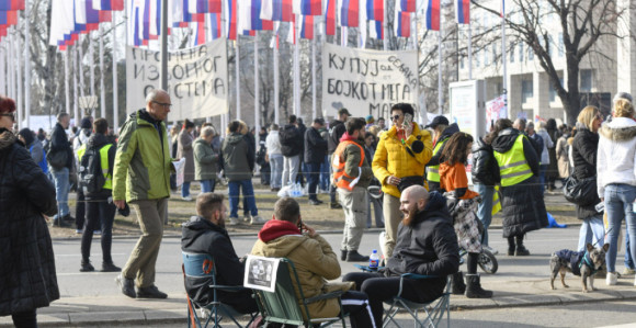 Studenti u blokadi završili blokadu Mosta slobode u NS