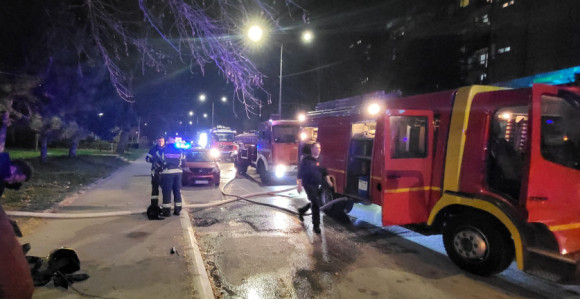 Ugašen požar u garaži TC Ušće, nema povrijeđenih