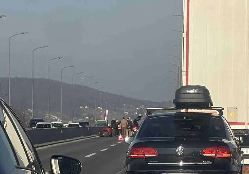 Velike gužve: Udes na brzoj cesti Banjaluka - Laktaši