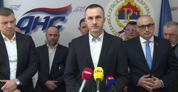 Не разматра се смјена Нешића са чела ДНС-а