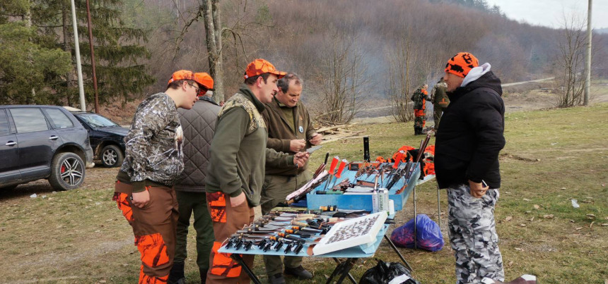 Hajka na vuka završena bez lovačkog trofeja