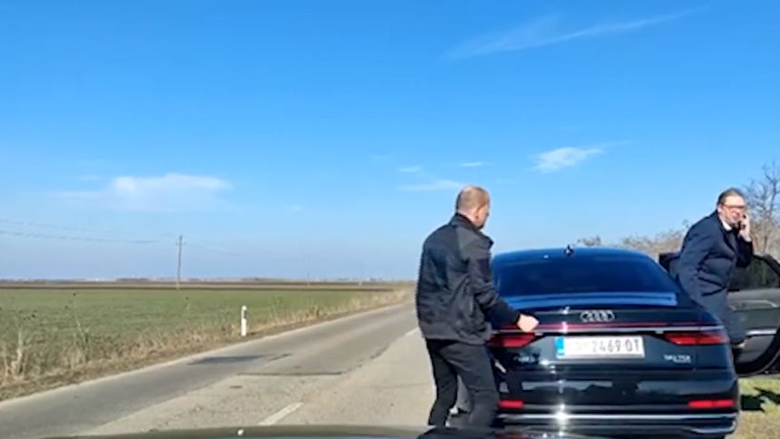 Otpao točak sa vozila u pokretu u kom je bio predsjednik Srbije (VIDEO)