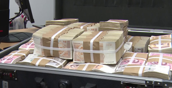 Krediti zemlji rastu brže od onih građanima i privredi